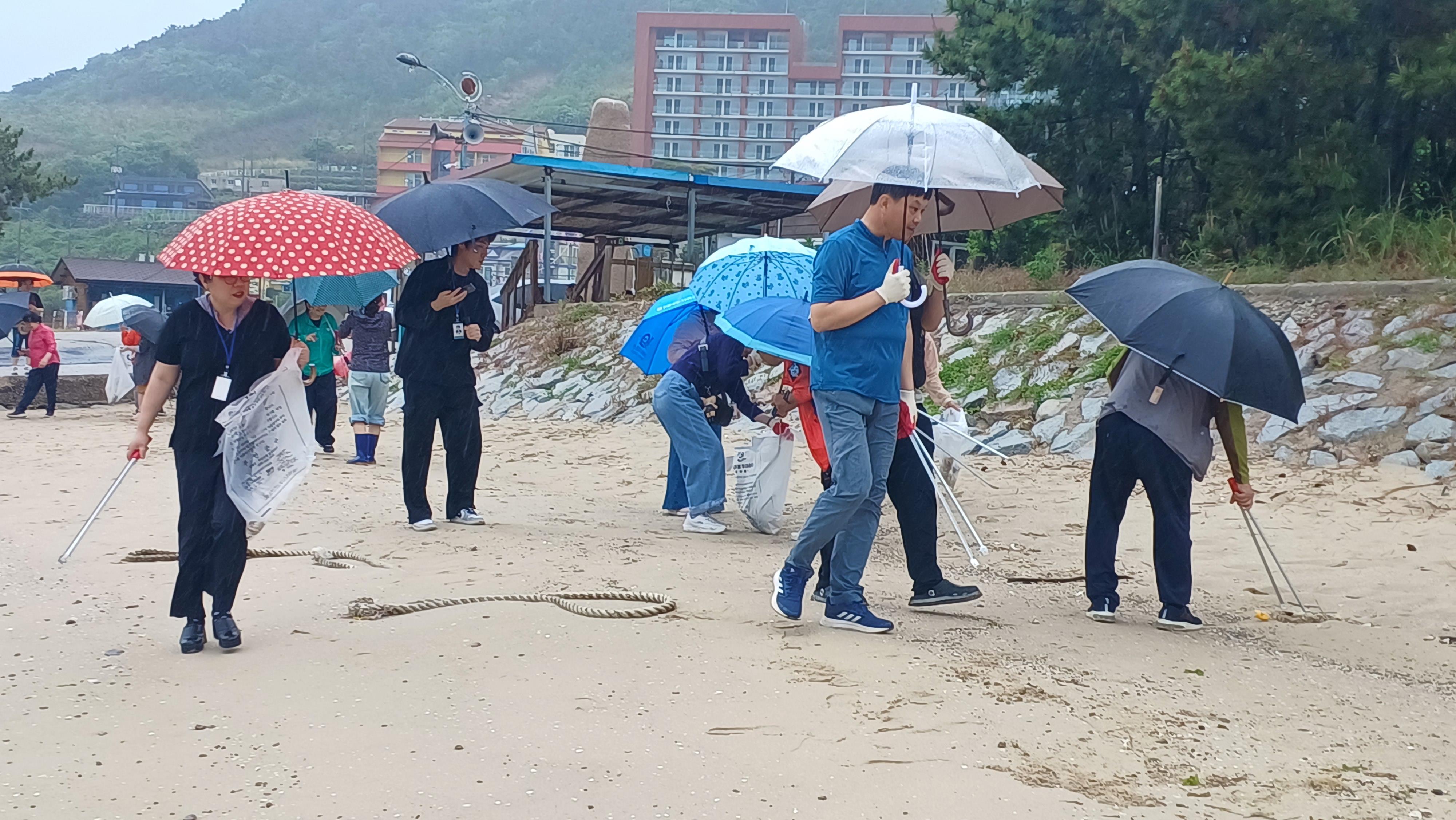 해양정화활동 사진 1.jpg